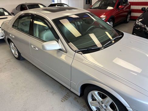 Used 2000 Lincoln LS RWD image 3