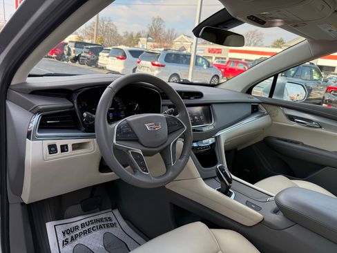 Used 2019 Cadillac XT5 Luxury image 45