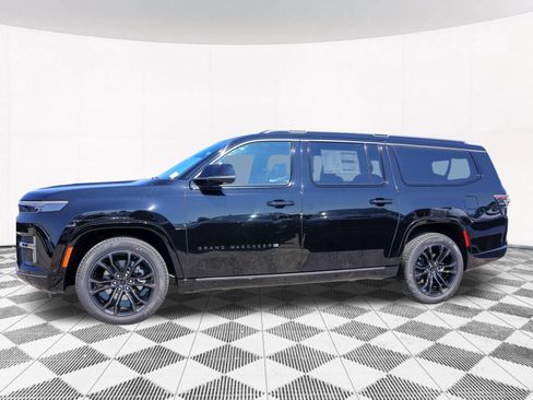 New 2026 Jeep Grand Wagoneer L Summit AWD/4WD image 8