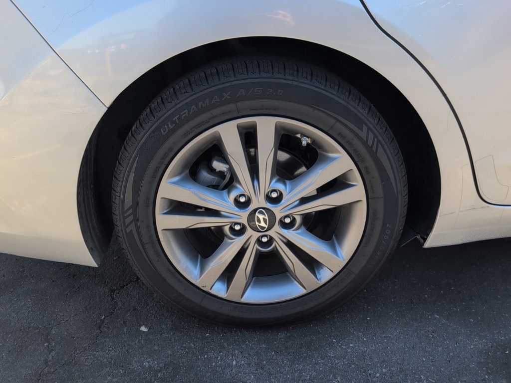 Used 2018 Hyundai Elantra SEL FWD image 9