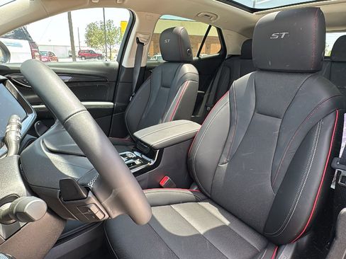 New 2023 Buick Envision Essence w/ Sport Touring Package image 13