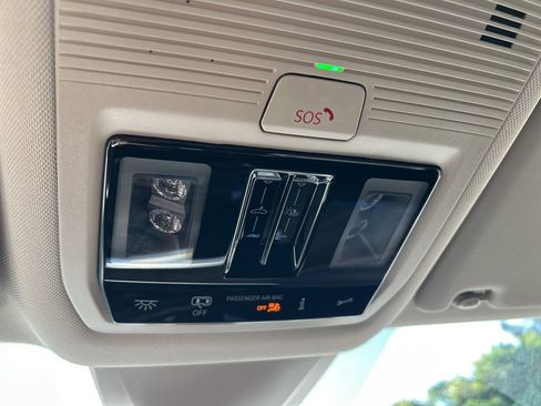 New 2026 Volkswagen Atlas SE image 35