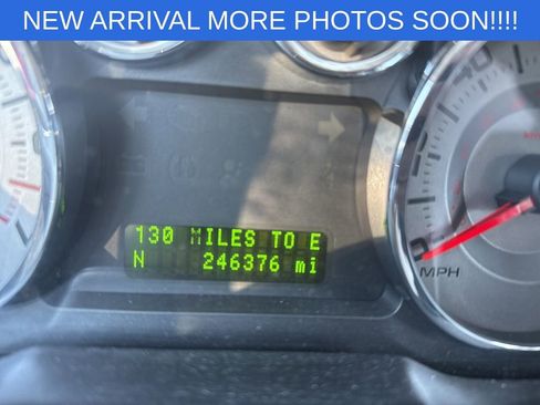 Used 2010 Ford Edge Limited image 8