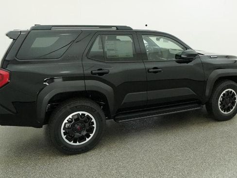 New 2026 Toyota 4Runner TRD Off-Road Premium AWD/4WD image 10