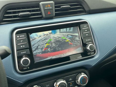 Used 2025 Nissan Versa SV image 21