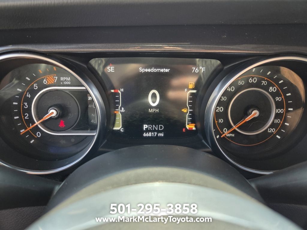 Used 2021 Jeep Wrangler Unlimited Sahara AWD/4WD image 23