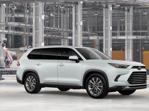 New 2026 Toyota Grand Highlander AWD image 14