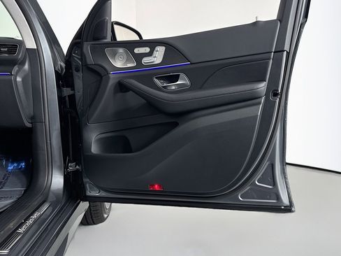 New 2026 Mercedes-Benz GLS 450 4MATIC image 24