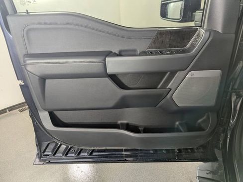 Used 2024 Ford F250 Lariat w/ Sport Appearance Package AWD/4WD image 9