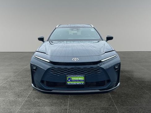 New 2026 Toyota Crown Signia image 2