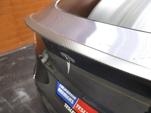 Used 2022 Tesla Model Y Performance image 13