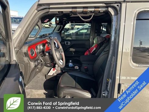 Used 2023 Jeep Gladiator Rubicon w/ Cold Weather Group image 12