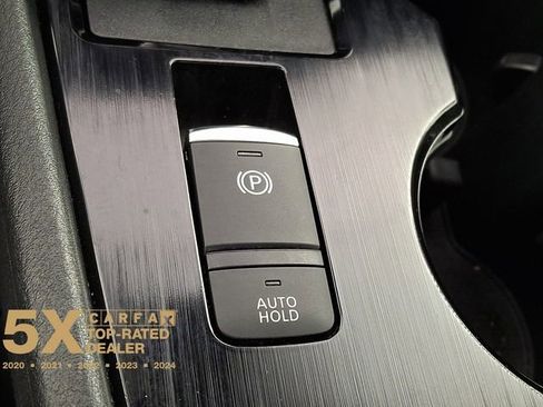 Used 2023 Nissan Rogue SV image 29