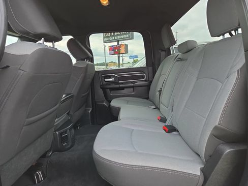 Used 2024 RAM 3500 Big Horn AWD/4WD image 15