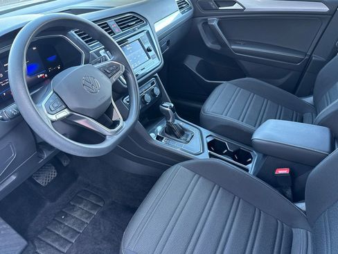 Used 2022 Volkswagen Tiguan S image 10