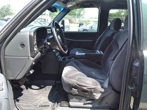 Used 2001 GMC Sierra 2500 4x4 Extended Cab HD w/ Convenience Plus Group image 15