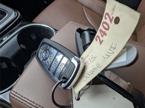 Used 2023 Lincoln Nautilus Reserve w/ Equipment Group 201A image 21