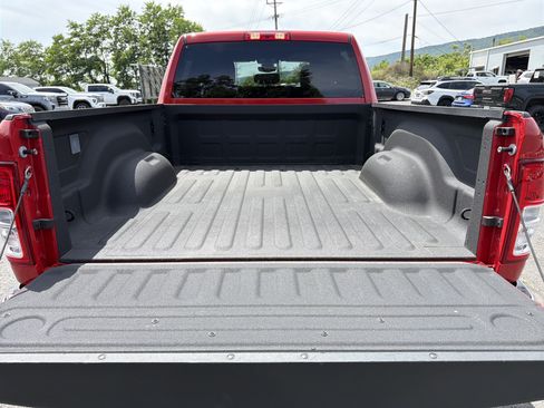 Used 2024 RAM 2500 Big Horn w/ Bed Utility Group AWD/4WD image 5