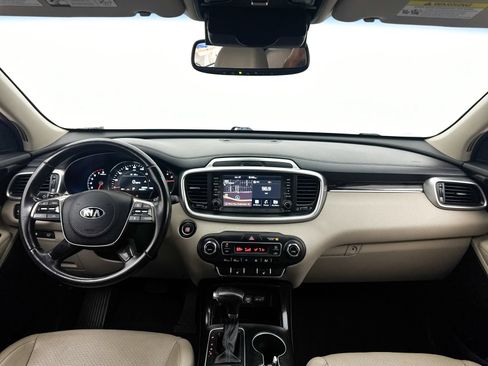 Used 2019 Kia Sorento EX w/ EX Premium Package FWD image 23