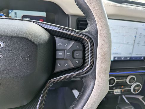 Used 2024 Ford Bronco Wildtrak AWD/4WD image 30