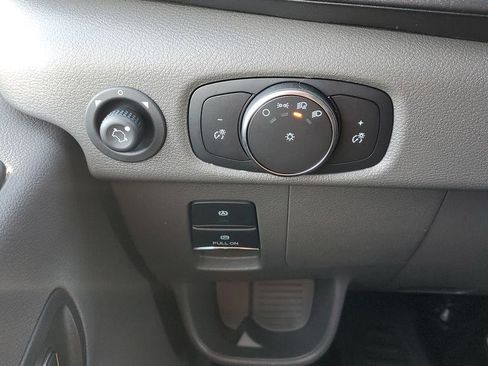 New 2026 Ford Transit 250 148 Medium Roof RWD image 34