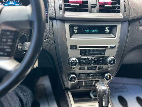 Used 2012 Ford Fusion SEL image 16