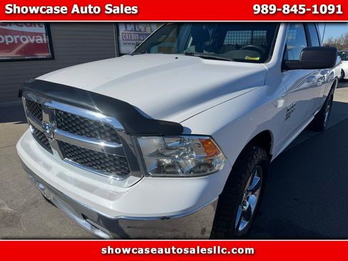 Used 2019 RAM 1500 Classic SLT image 1