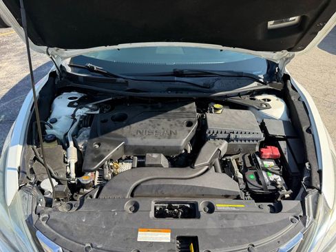 Used 2017 Nissan Altima 2.5 SV image 19