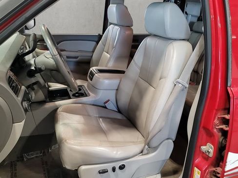Used 2007 Chevrolet Silverado 1500 LTZ w/ Safety Package AWD/4WD image 20