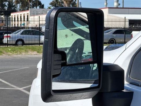 Used 2025 Chevrolet Silverado 2500 LT w/ Convenience Package image 54