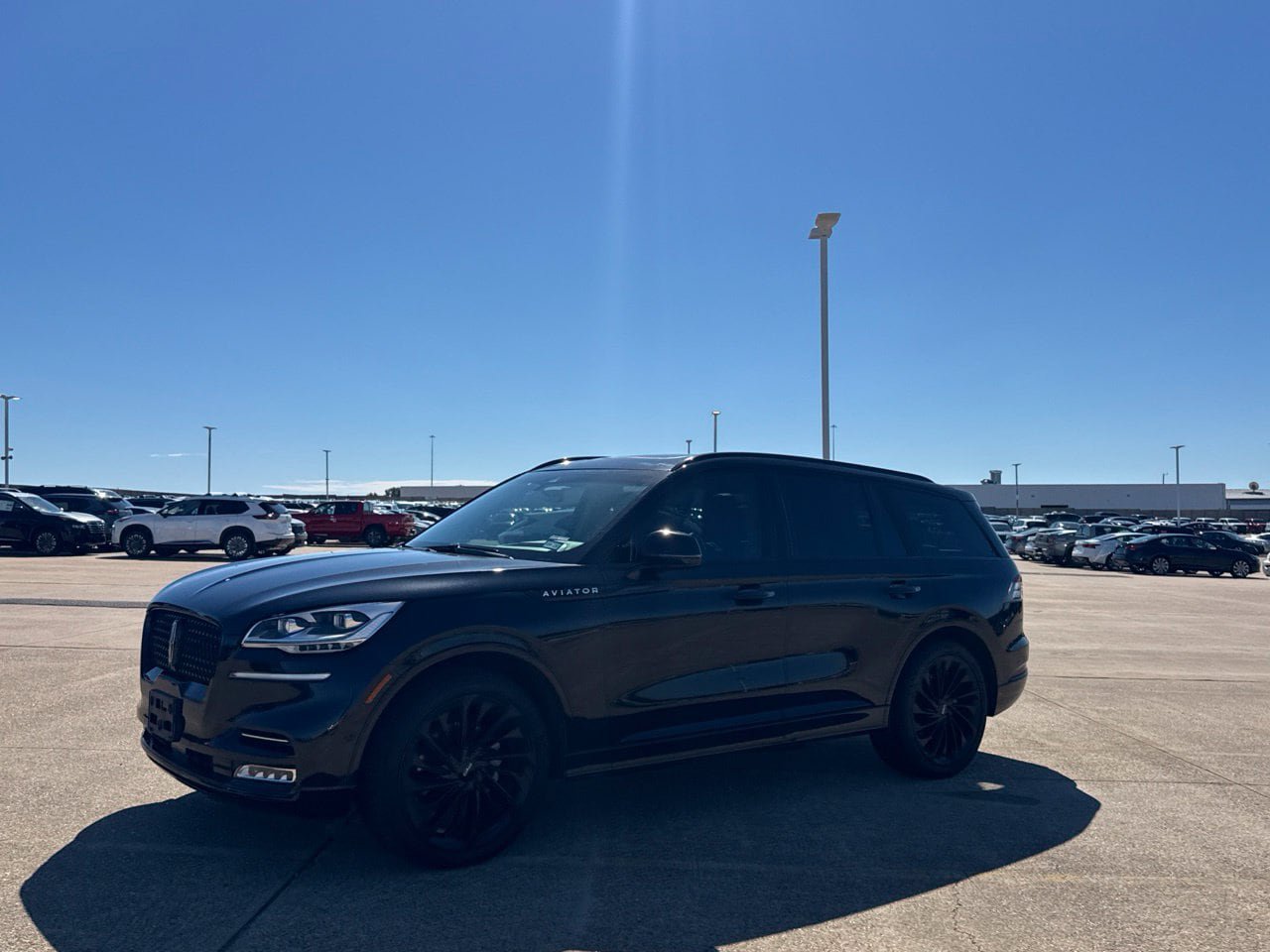 Used 2023 Lincoln Aviator Reserve w/ Equipment Group 201A RWD image 12