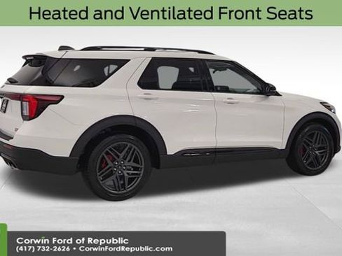 Certified 2025 Ford Explorer ST w/ Sun And Sound Package image 10