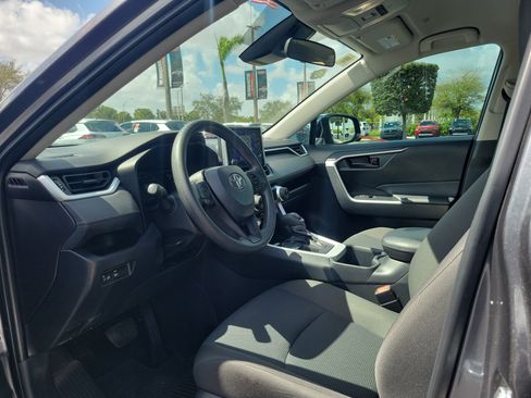 Used 2025 Toyota RAV4 LE image 19
