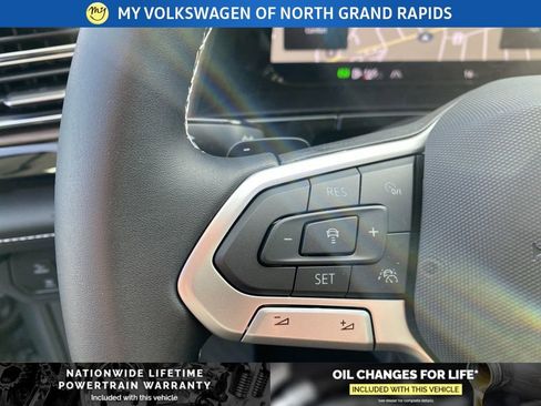 New 2026 Volkswagen Atlas SEL image 9