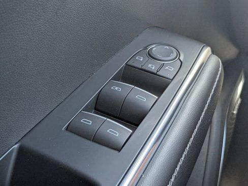 Used 2024 GMC Acadia Denali w/ Super Cruise Package image 27