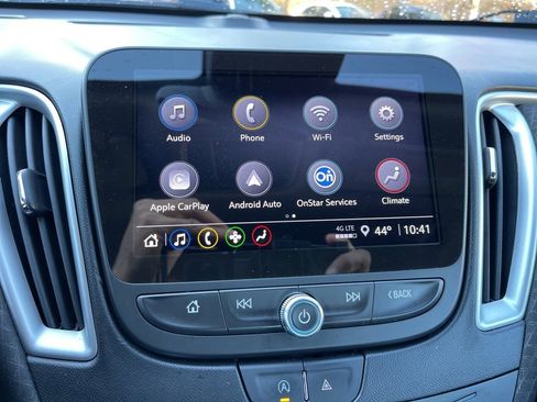 Used 2024 Chevrolet Malibu LT image 10