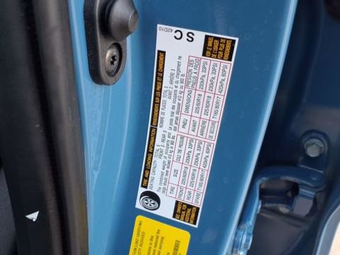 Used 2024 Toyota RAV4 SE image 29