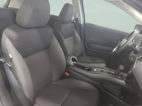 Used 2019 Honda HR-V LX image 14
