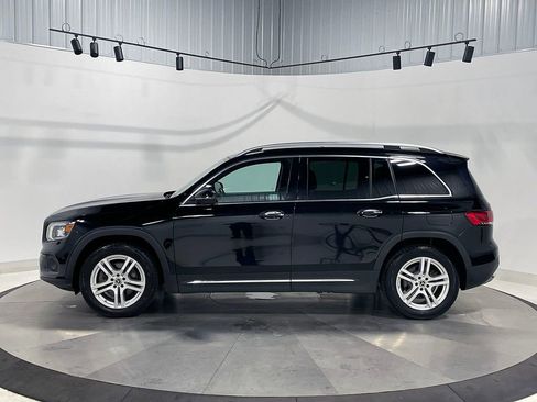 Used 2021 Mercedes-Benz GLB 250 4MATIC image 16