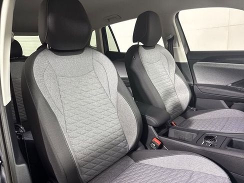 New 2025 Volkswagen Tiguan S image 14