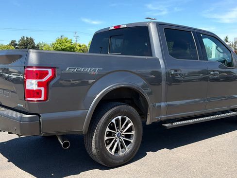 Used 2019 Ford F150 XLT w/ Equipment Group 302A Luxury AWD/4WD image 4