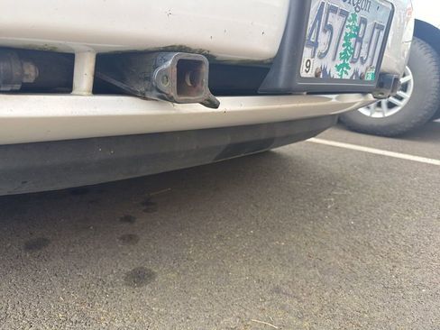 Used 2004 GMC Envoy SLT w/ Preferred Equipment Group image 3