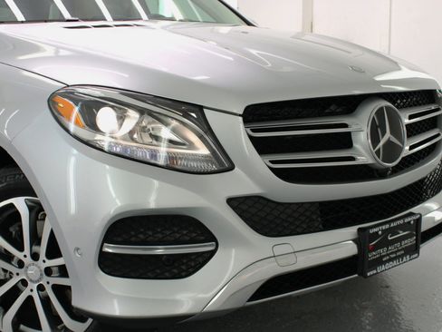 Used 2016 Mercedes-Benz GLE 350 w/ Premium Package image 22