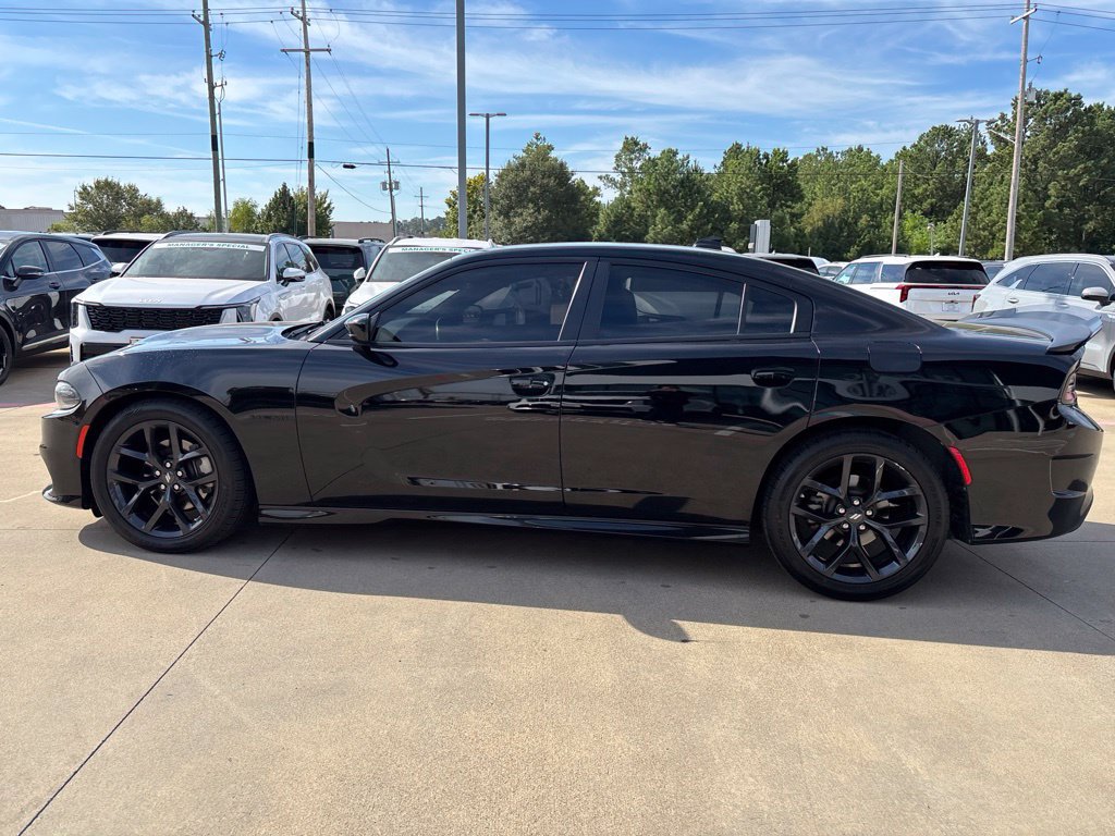 Used 2022 Dodge Charger R/T w/ Blacktop Package RWD image 5