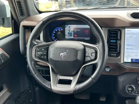 Used 2023 Ford Bronco Outer Banks AWD/4WD image 40