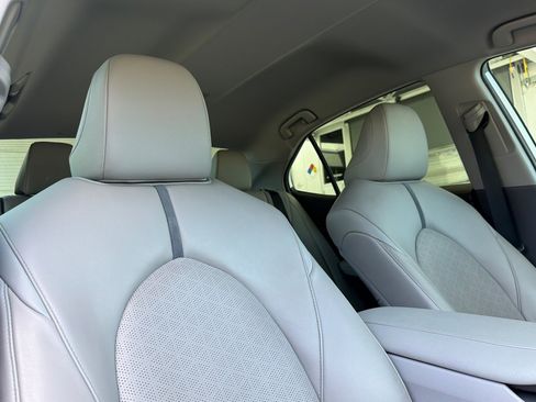 Used 2021 Toyota Camry XSE FWD image 20