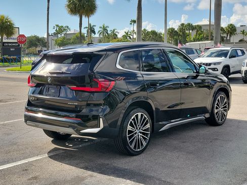Used 2023 BMW X1 xDrive28i w/ Convenience Package AWD/4WD image 3
