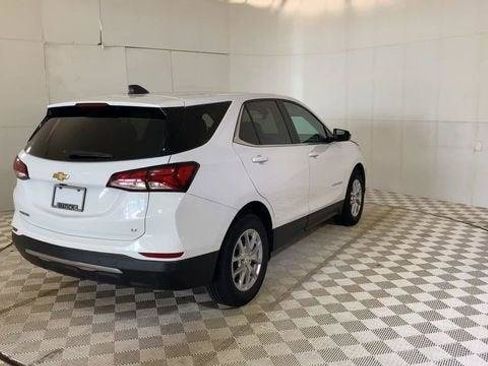 Used 2023 Chevrolet Equinox LT FWD image 3