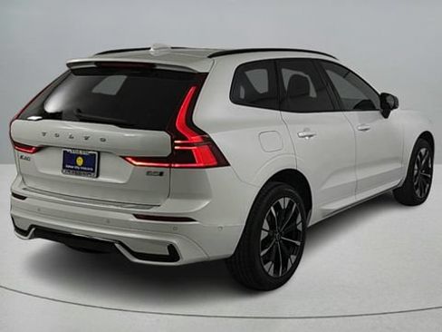 Certified 2026 Volvo XC60 B5 Plus w/ Protection Package Premier AWD/4WD image 4