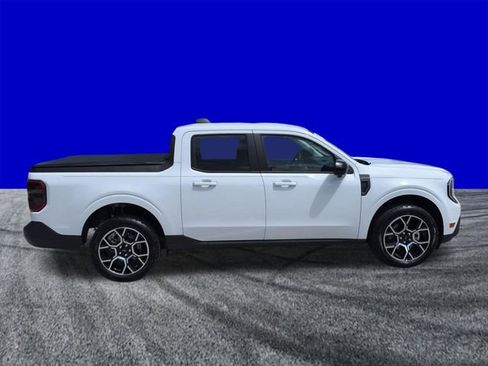 Certified 2025 Ford Maverick Lariat AWD/4WD image 3
